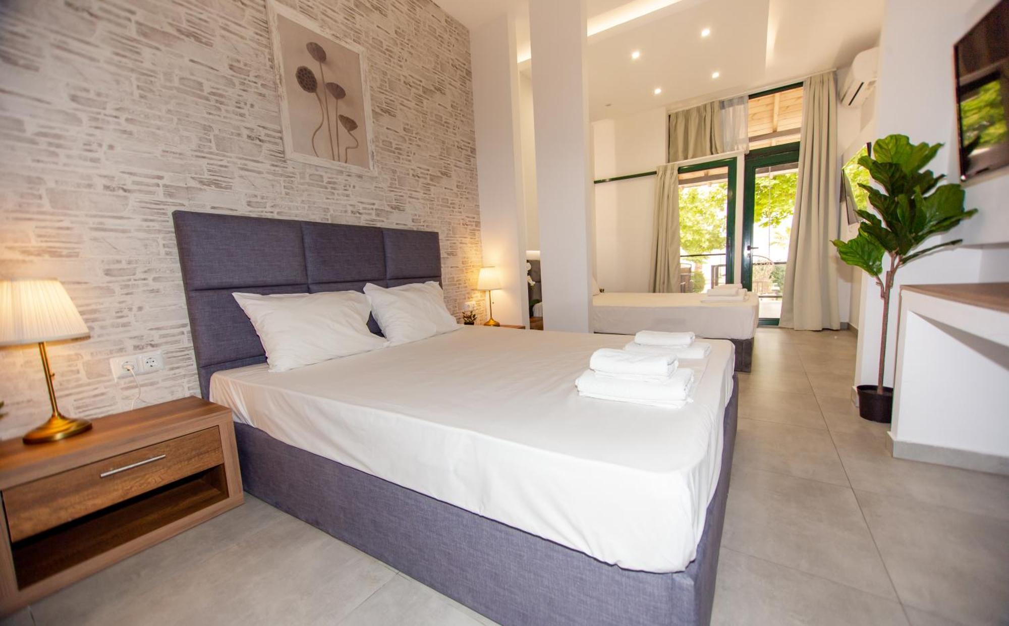 Sophia Seaview Suites & Restaurant Nea Vrasna Bagian luar foto